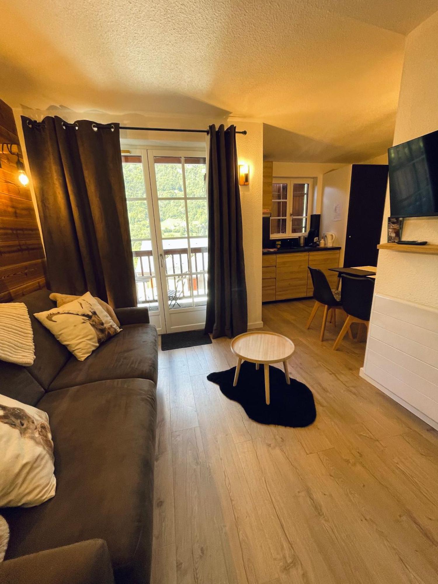 "La Cle Doree" Appartement Balcon Ensoleille Vue Montagne Wifi Cauterets Exterior photo